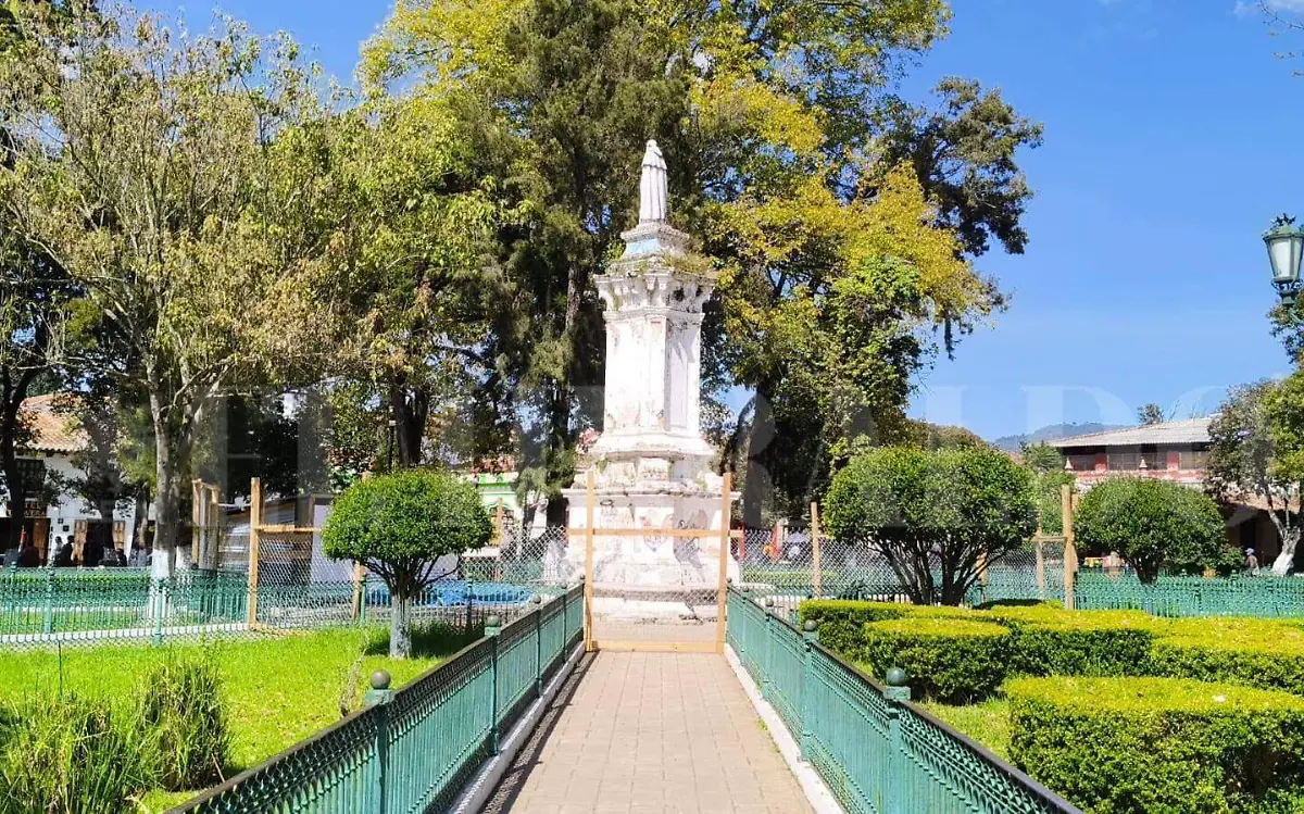 Estatua Fray Bartolome